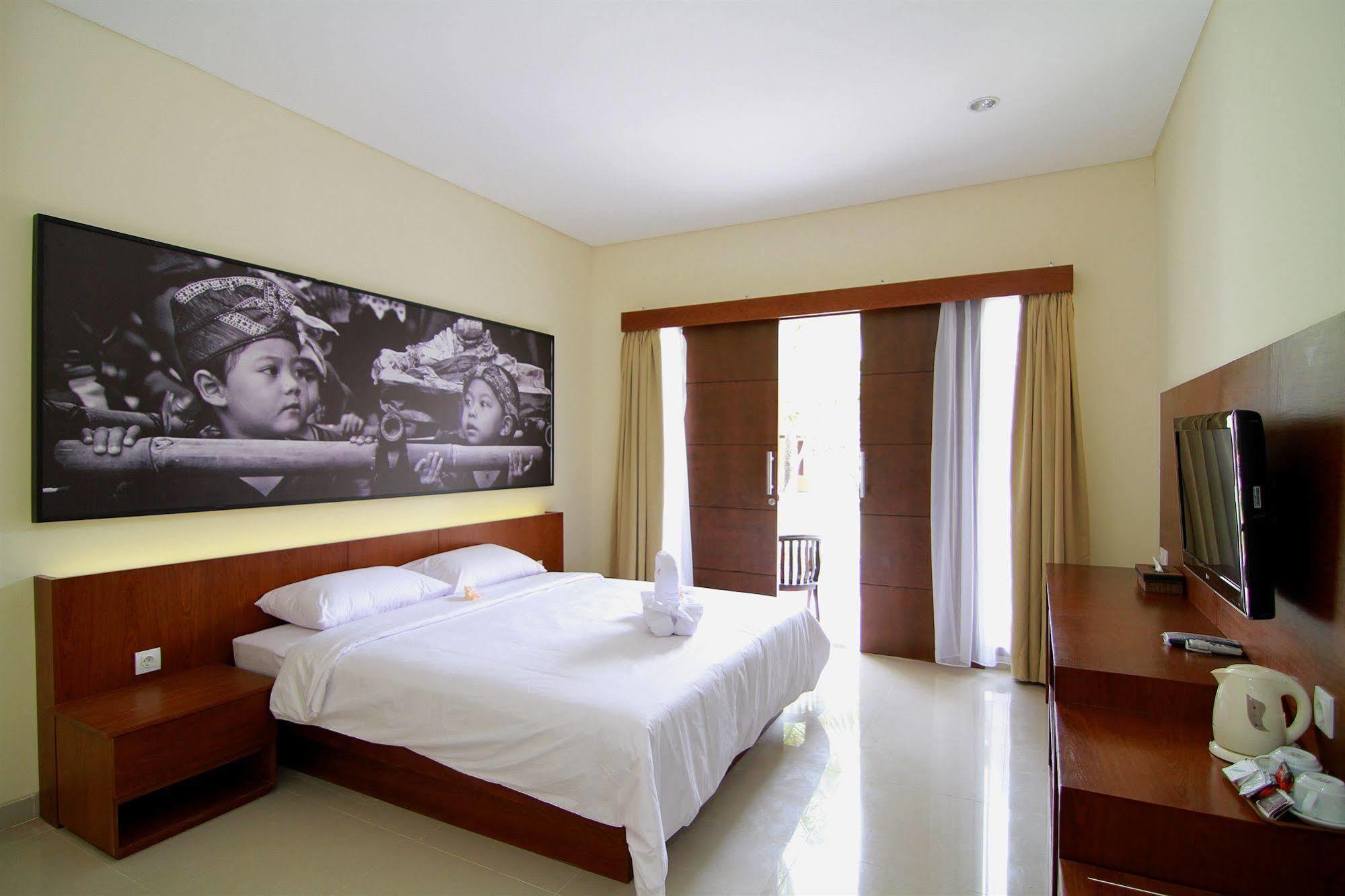 New Garden View Resort Легиан Экстерьер фото